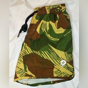 Zero Foxtrot Camo Athletic Shorts Mens Medium 32x7 Performance Gym Skull Logo